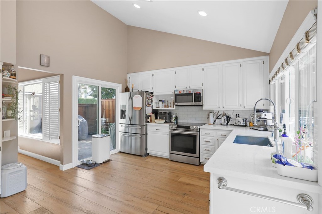 2017 Port Cardiff Place