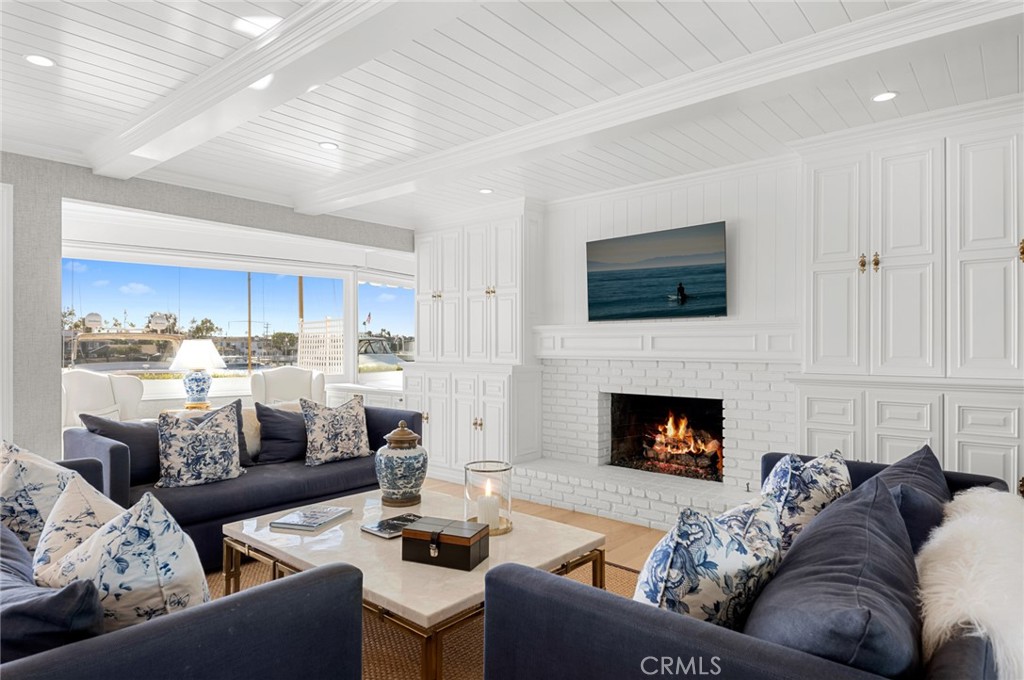 1223 Bayside Drive 105