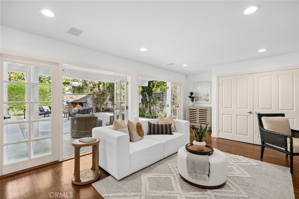 1942 Port Laurent Place