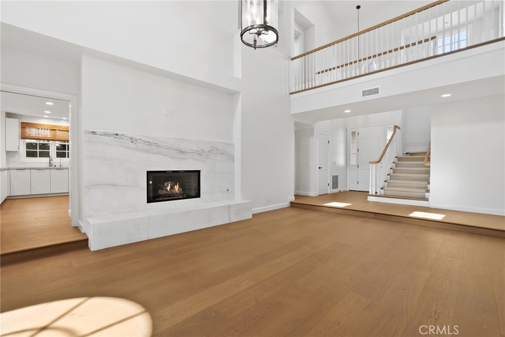 1951 Port Weybridge Place