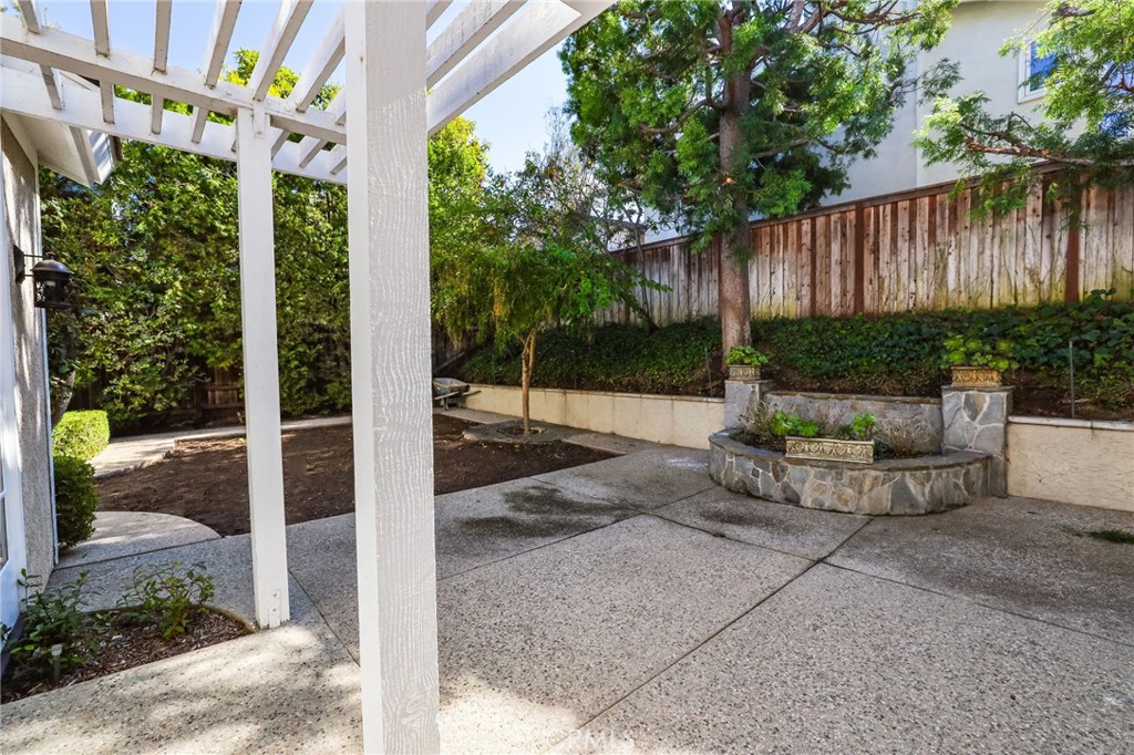 1951 Port Weybridge Place