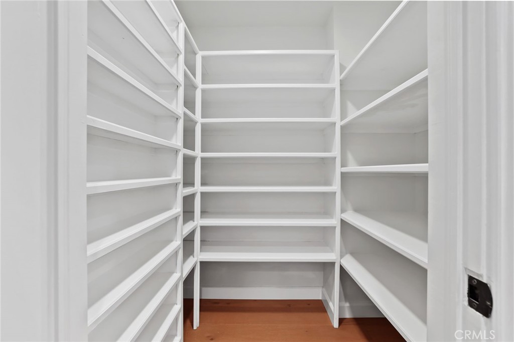 1951 Port Weybridge Place