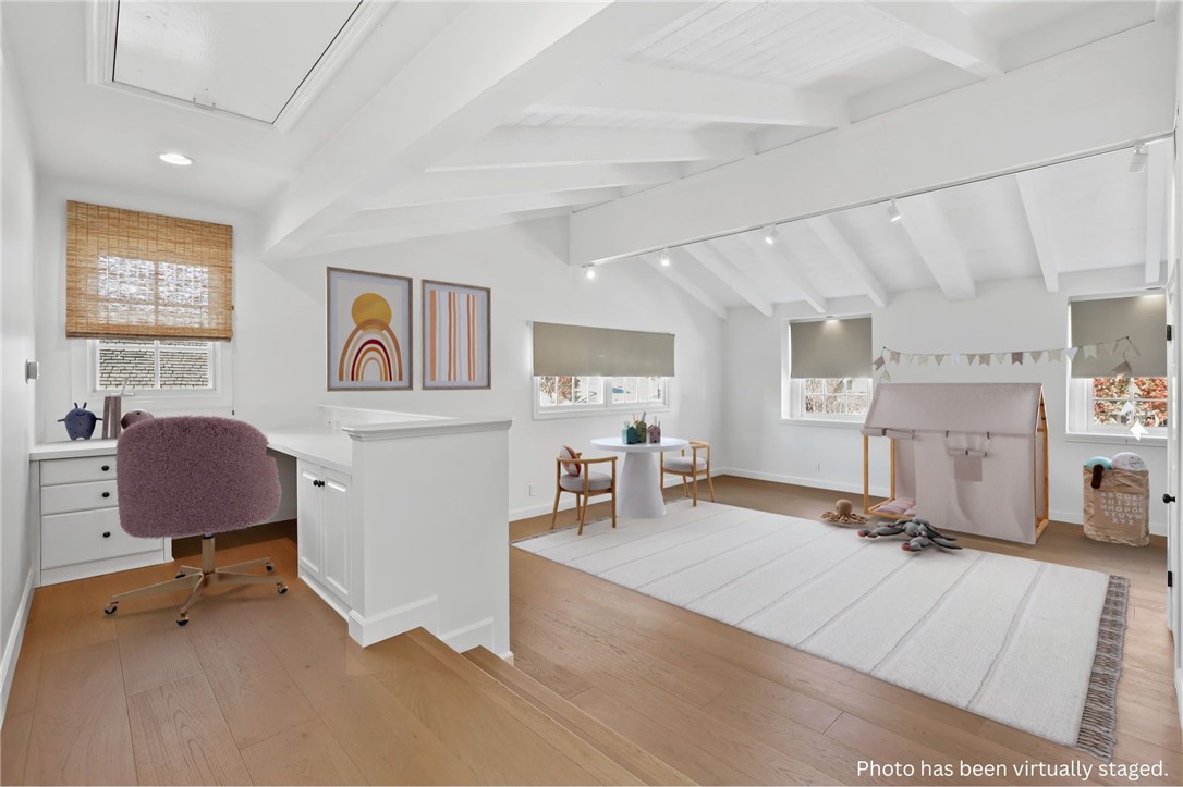 1951 Port Weybridge Place