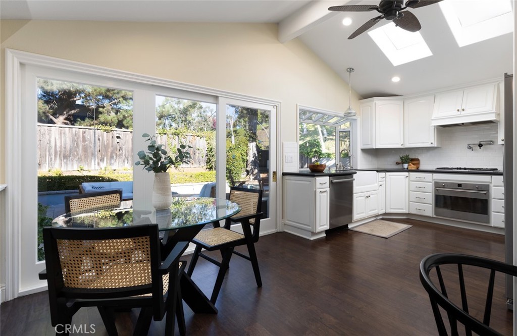 1998 Port Claridge Pl