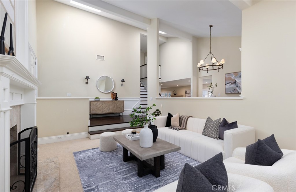 1998 Port Claridge Pl