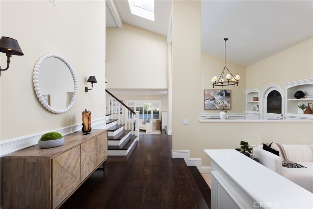 1998 Port Claridge Pl