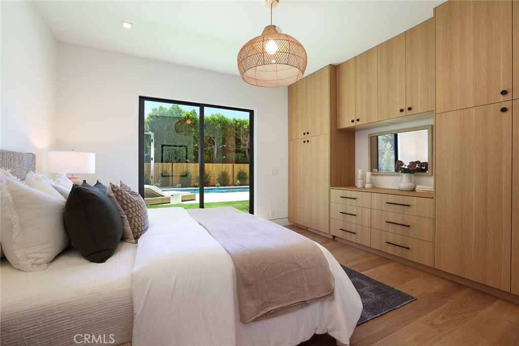 1991 Port Claridge Place