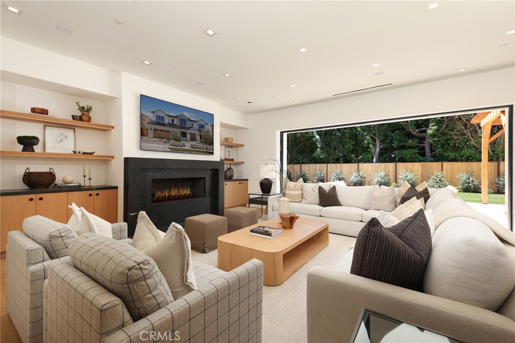 1991 Port Claridge Place