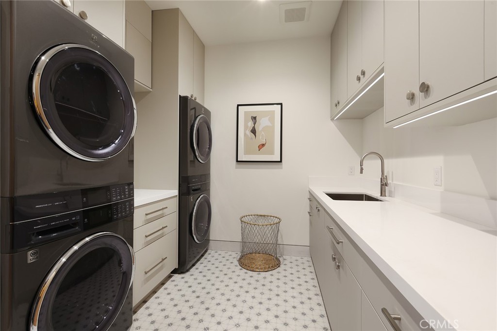 1991 Port Claridge Place