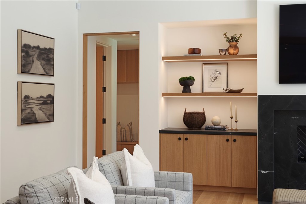 1991 Port Claridge Place