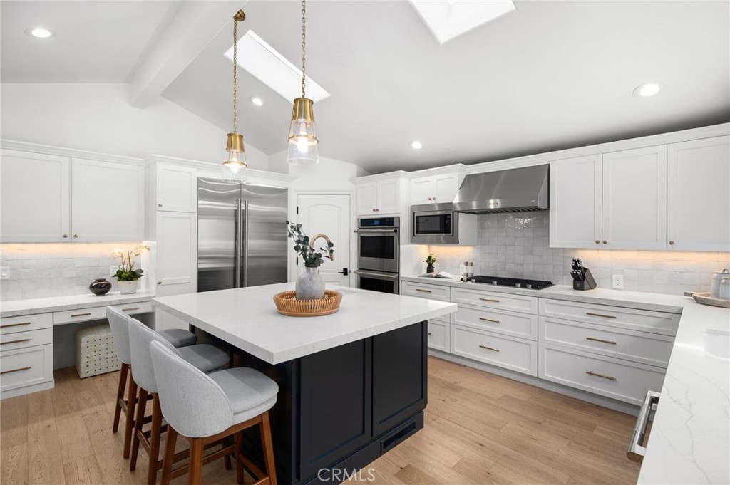 1969 Port Dunleigh Circle