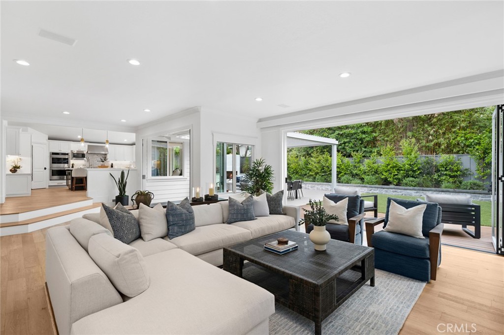 1969 Port Dunleigh Circle