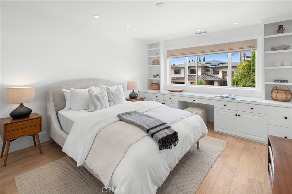 1969 Port Dunleigh Circle