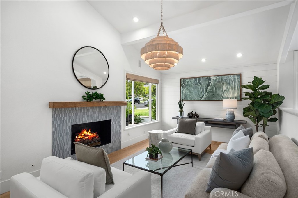 1969 Port Dunleigh Circle