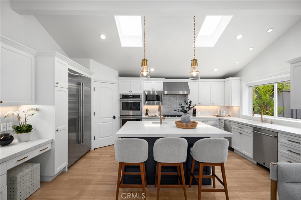 1969 Port Dunleigh Circle