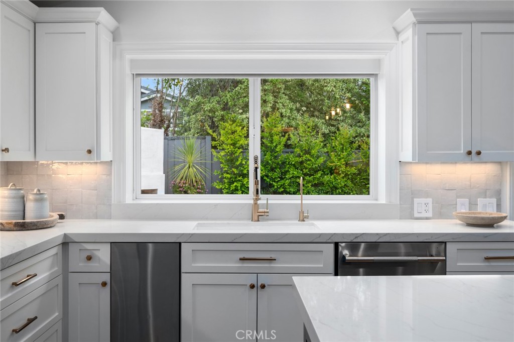 1969 Port Dunleigh Circle