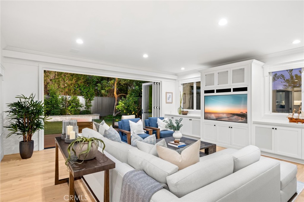 1969 Port Dunleigh Circle