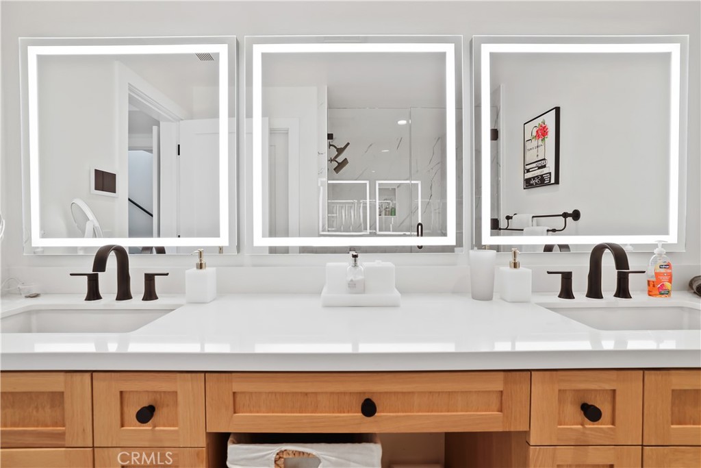 1954 Port Locksleigh Place