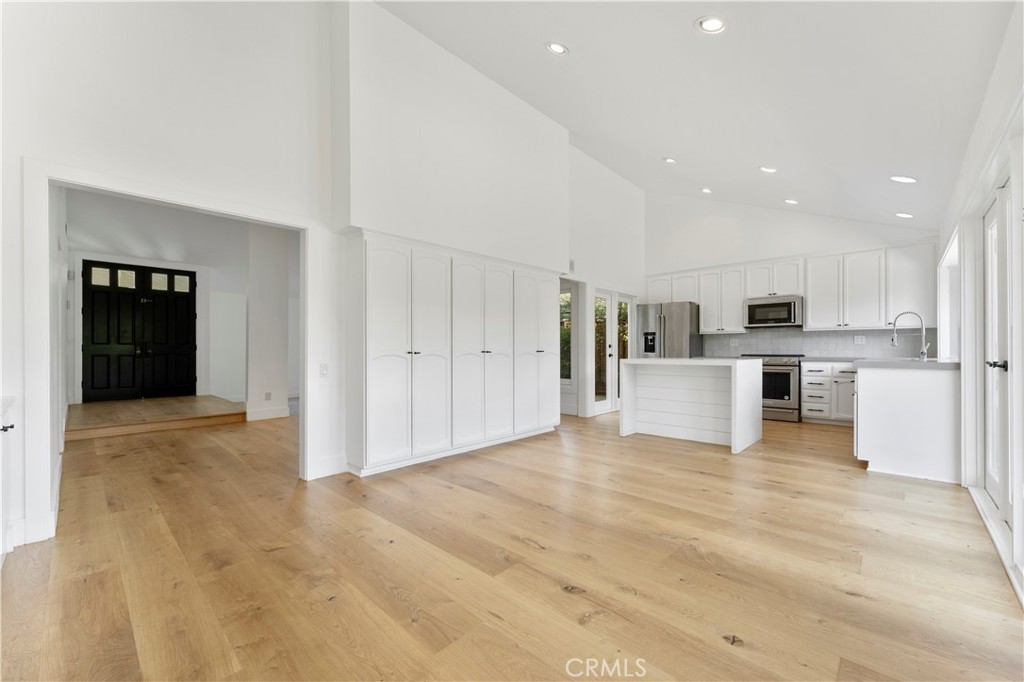 1836 Port Stirling Place