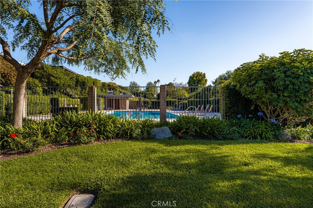 2815 Blue Water Drive