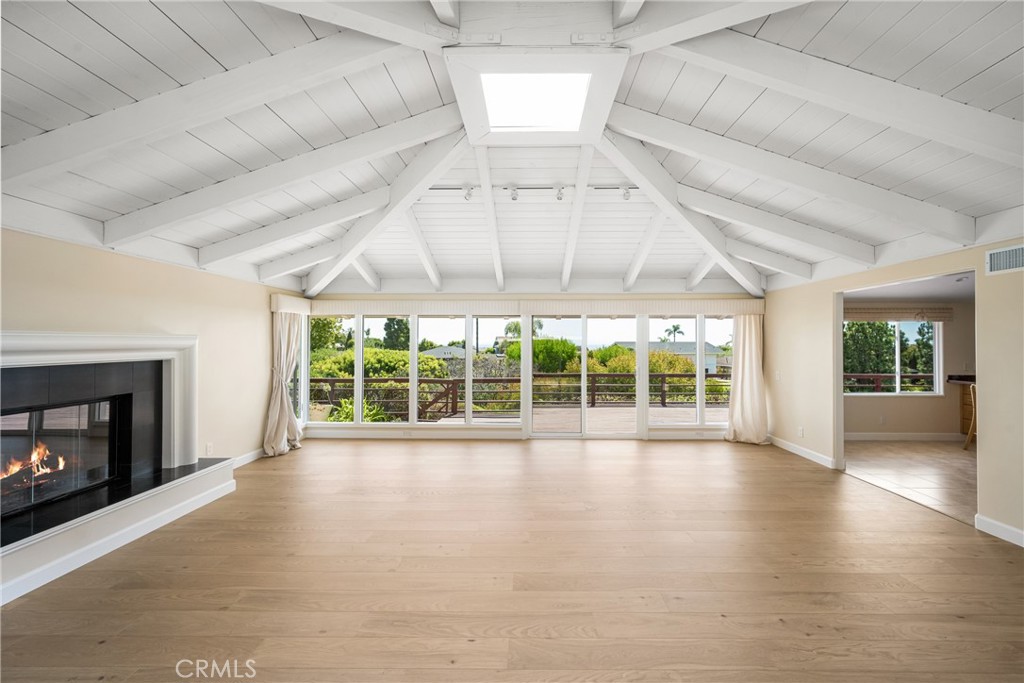 2815 Blue Water Drive