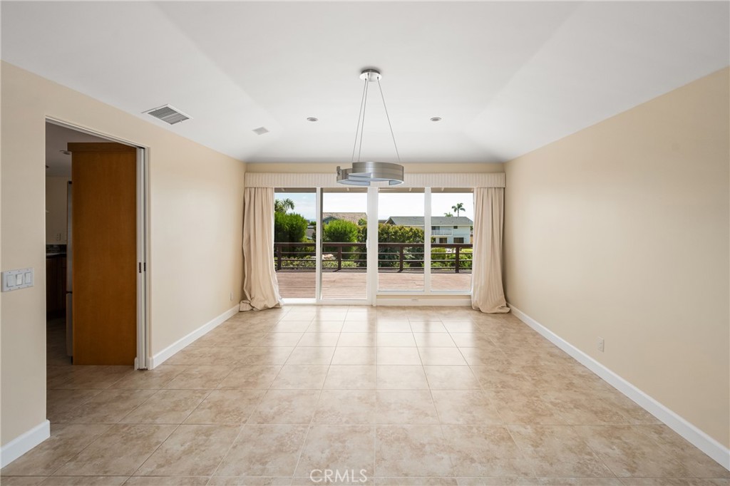 2815 Blue Water Drive