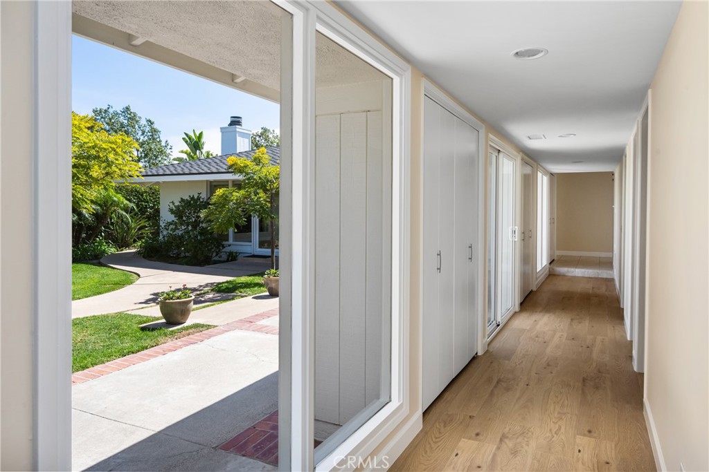 2815 Blue Water Drive