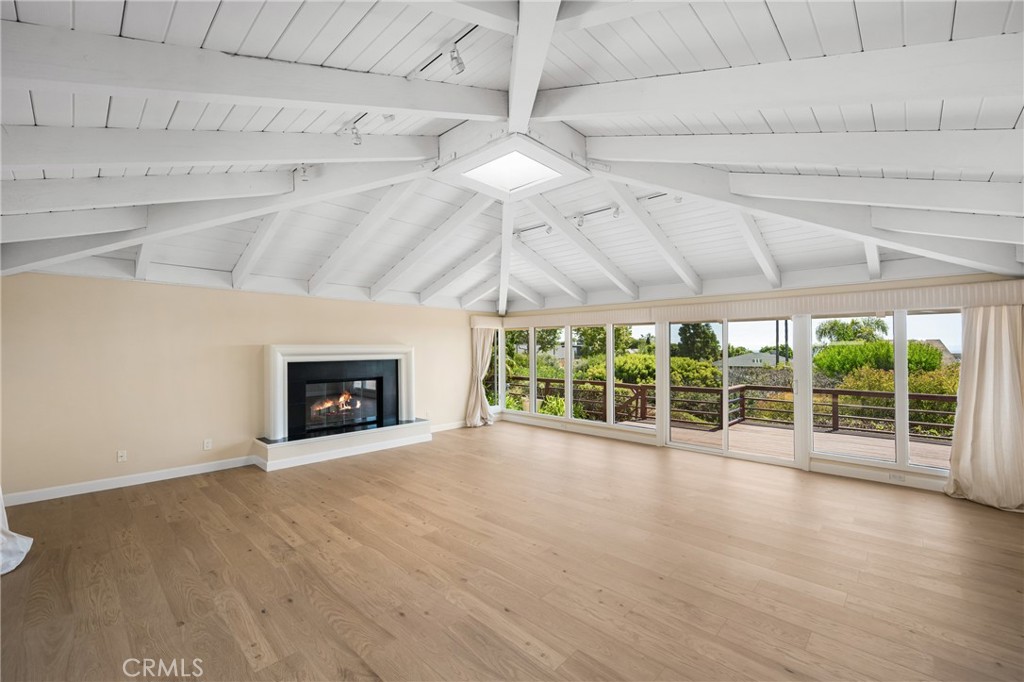 2815 Blue Water Drive