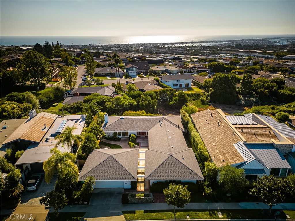 2815 Blue Water Drive