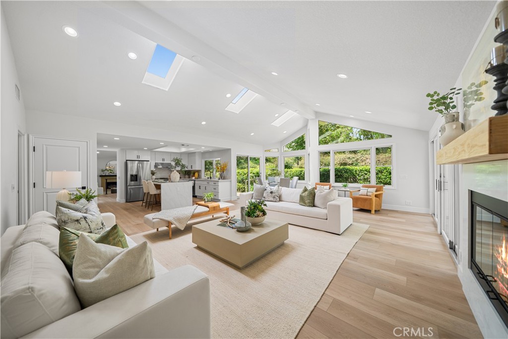 12 Creekside