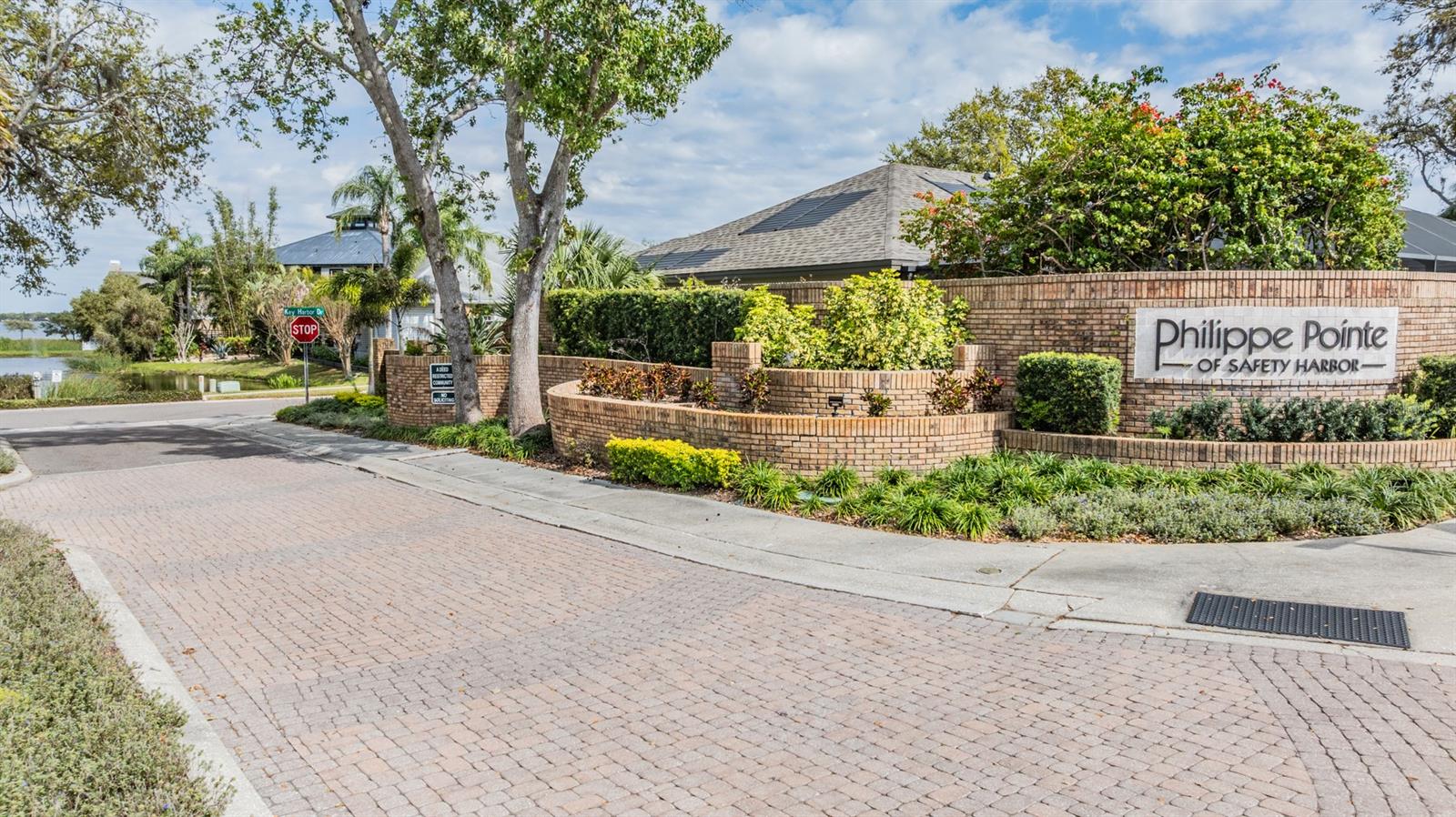 104 WESTBROOK CT