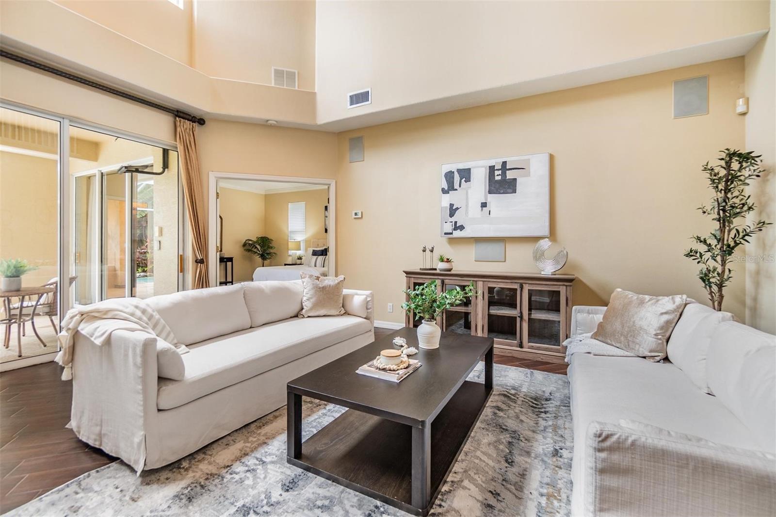 2354 MESSENGER CIR
