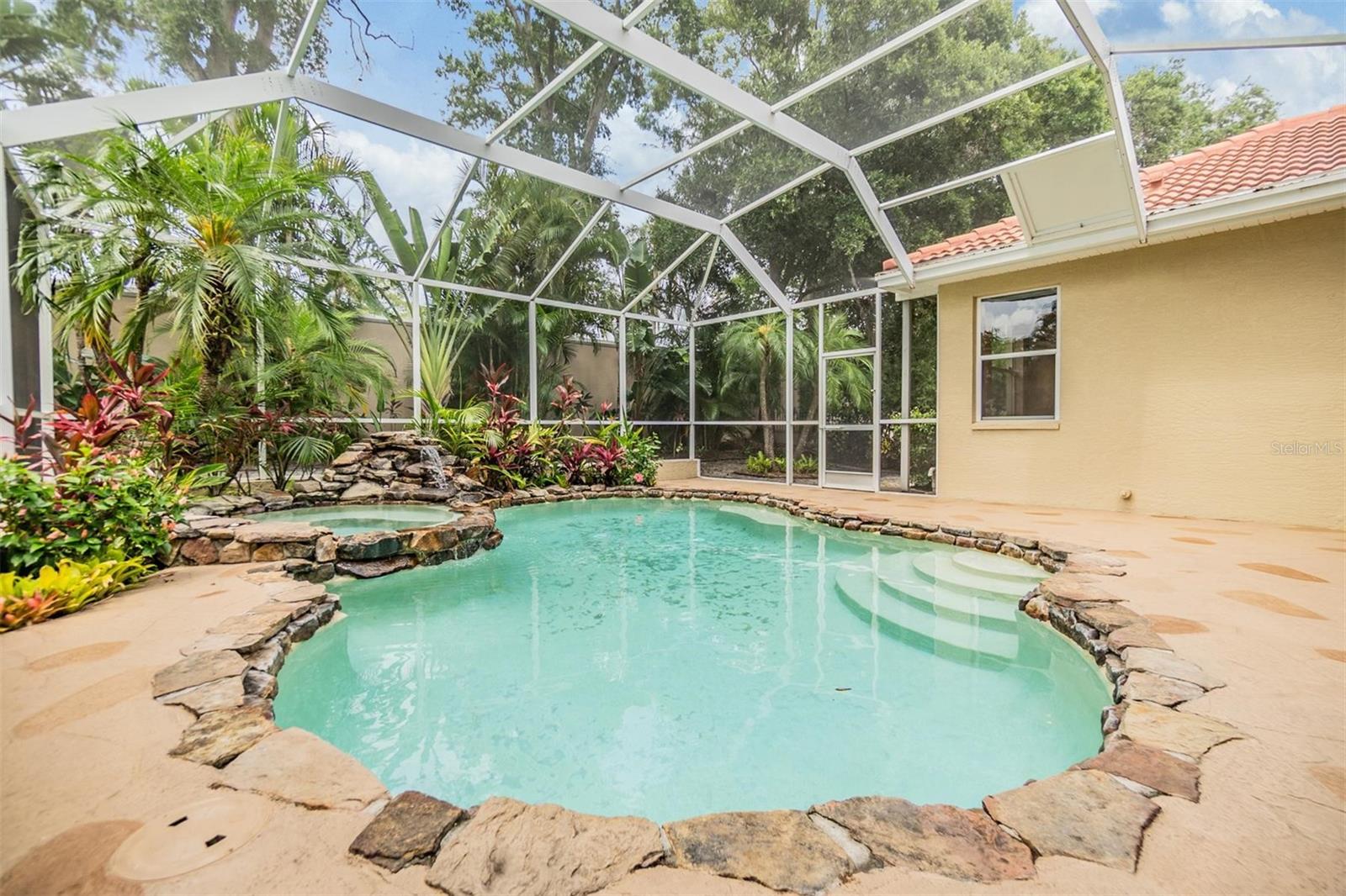 2354 MESSENGER CIR
