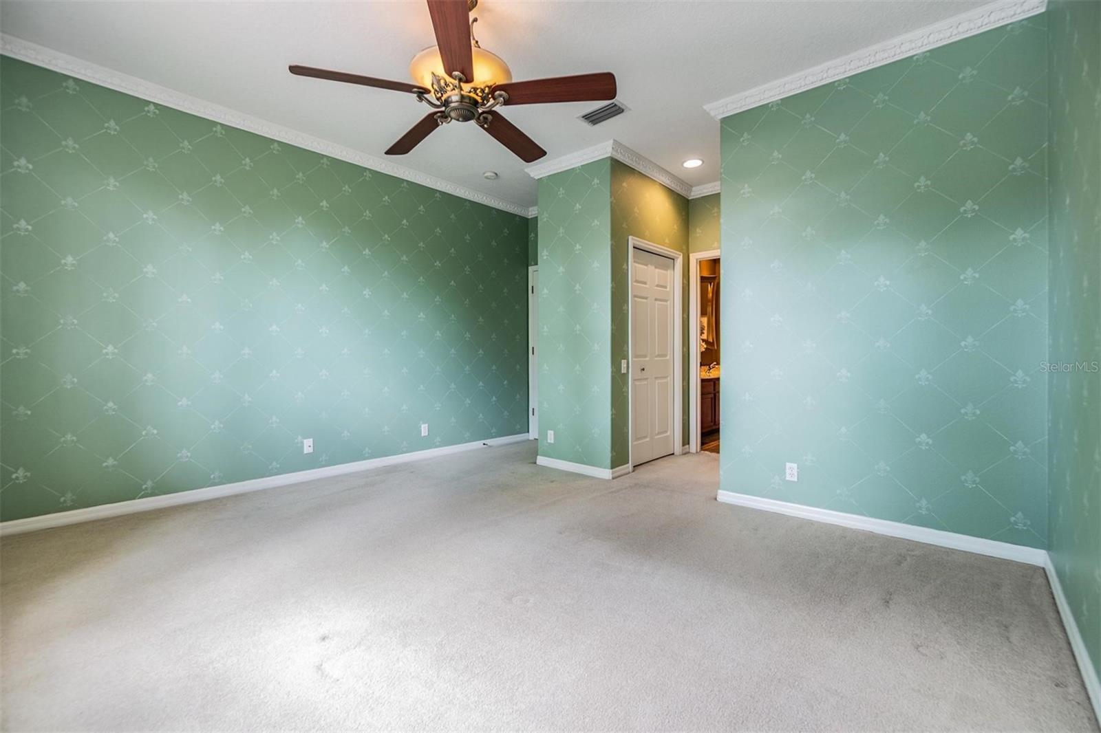 2354 MESSENGER CIR