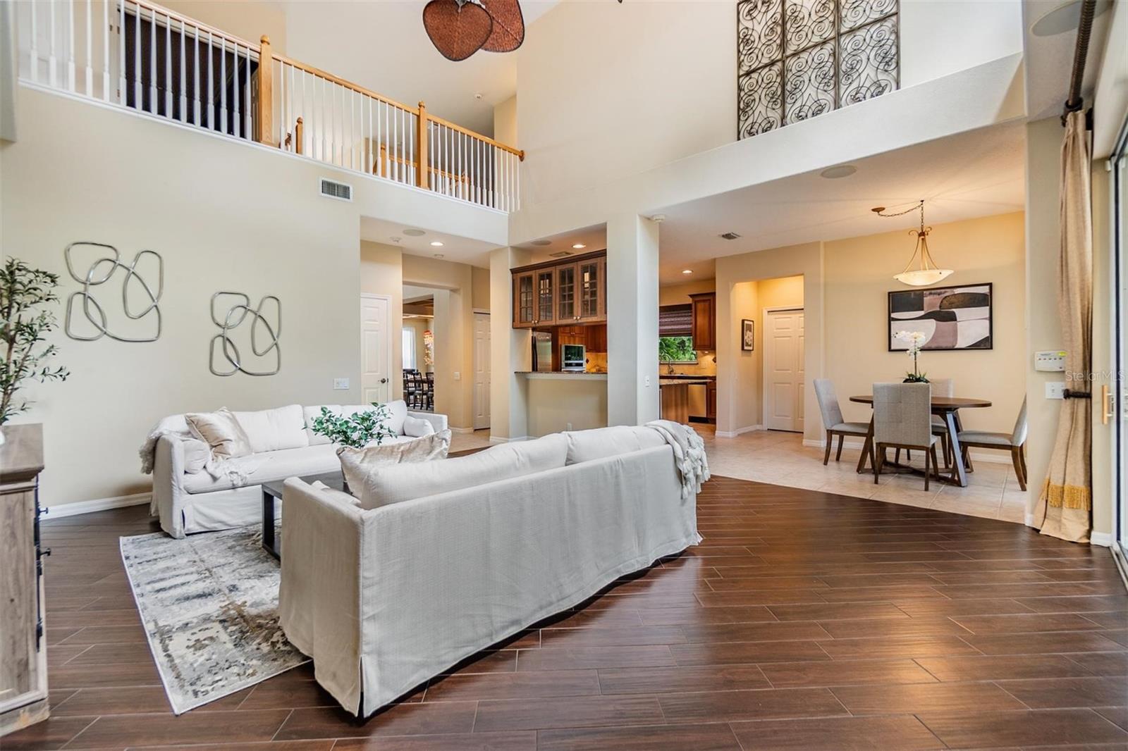 2354 MESSENGER CIR