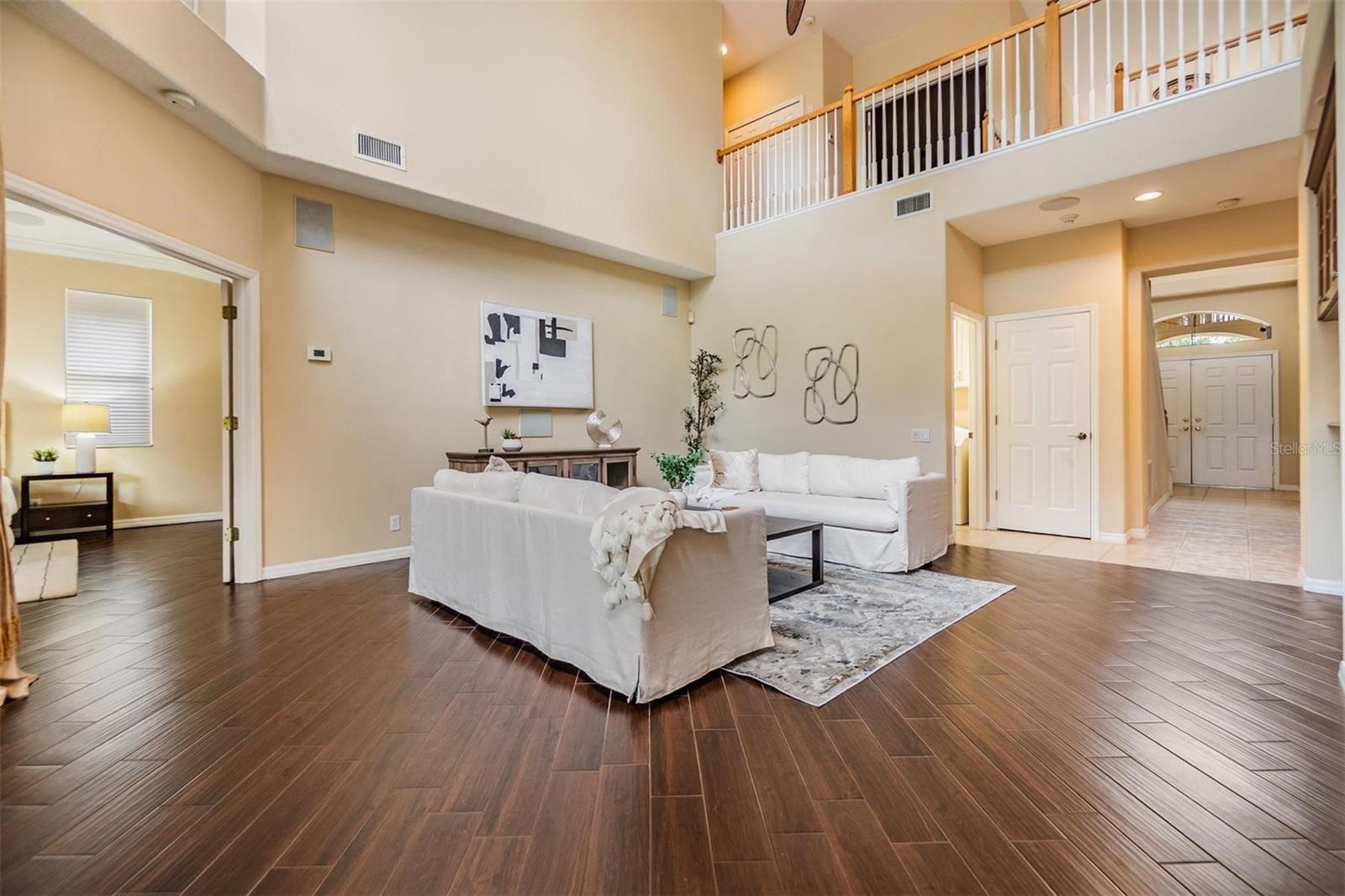 2354 MESSENGER CIR