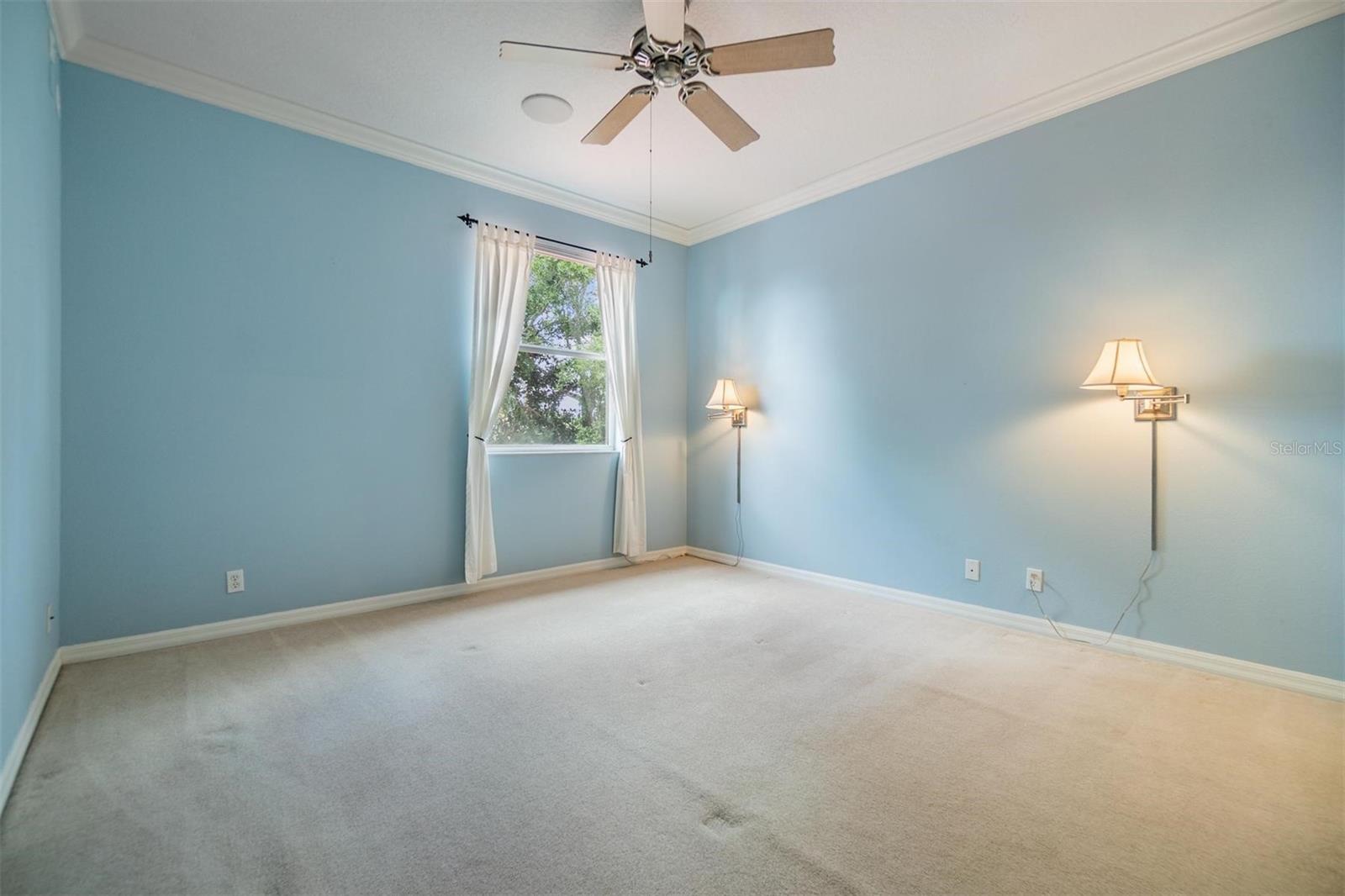 2354 MESSENGER CIR