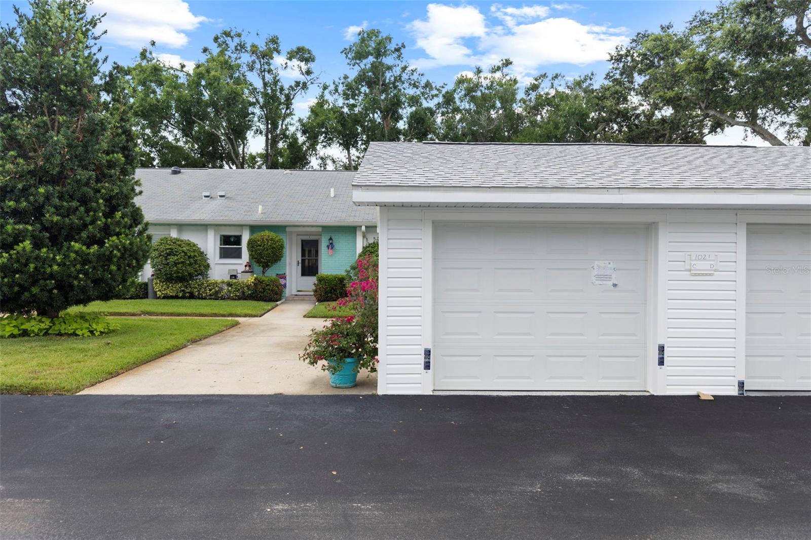 1021 TARTAN DR #C