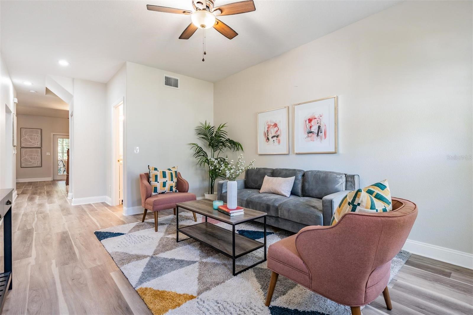 931 WOODBRIDGE CT