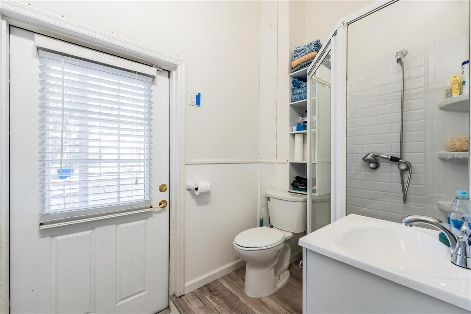 921 POINT SEASIDE DR