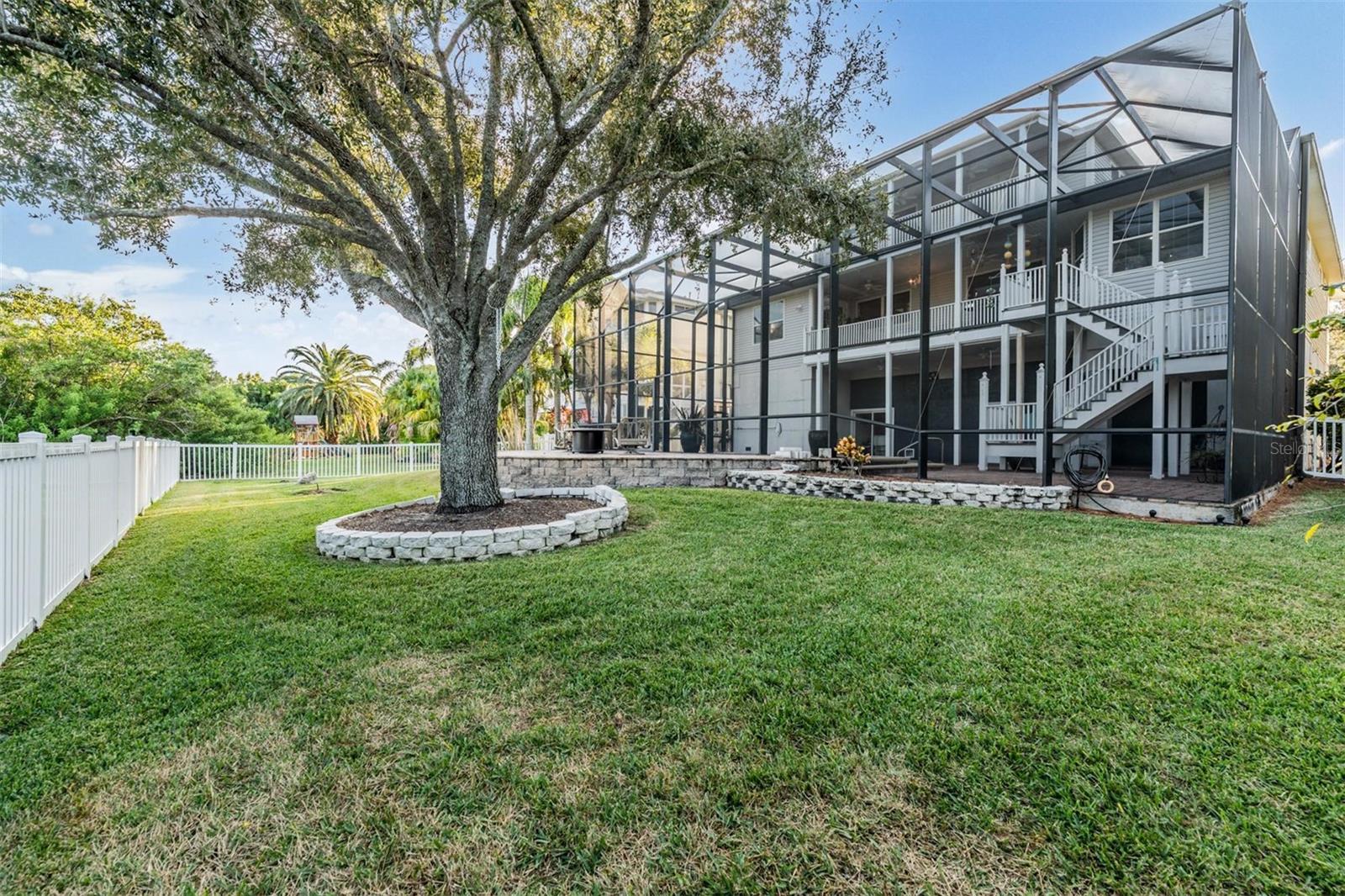 921 POINT SEASIDE DR