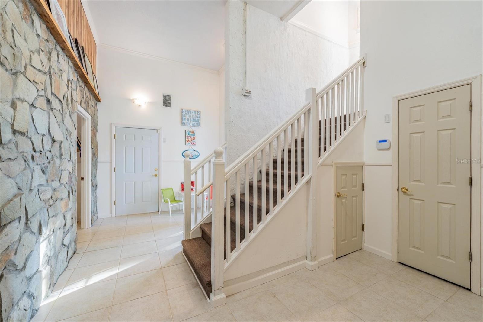 921 POINT SEASIDE DR