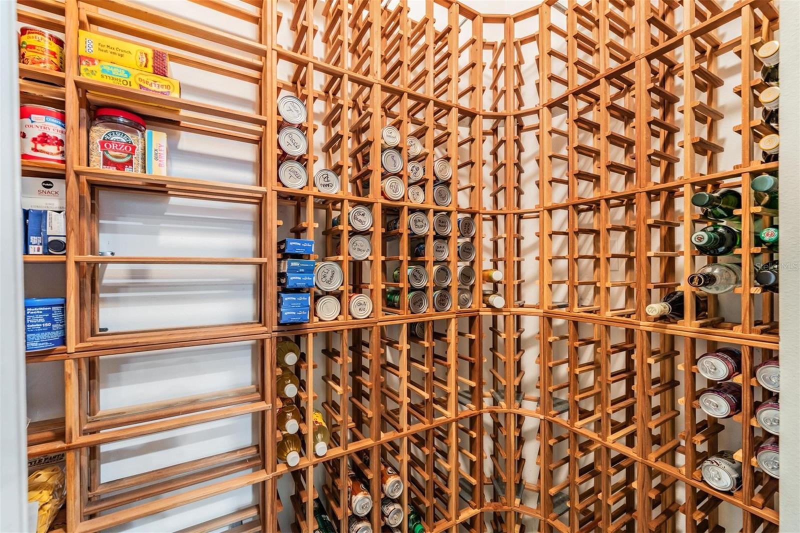 921 POINT SEASIDE DR