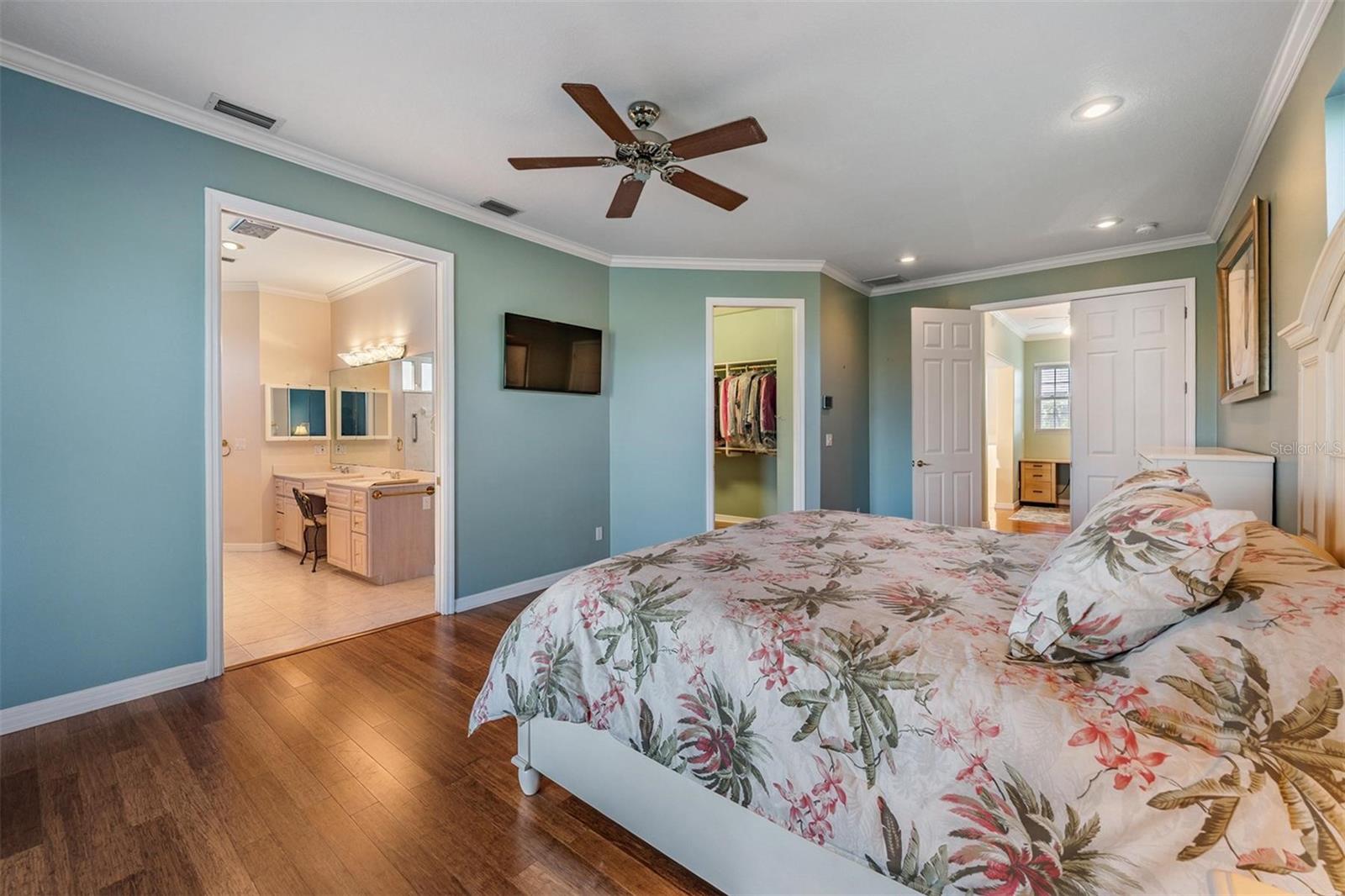 921 POINT SEASIDE DR