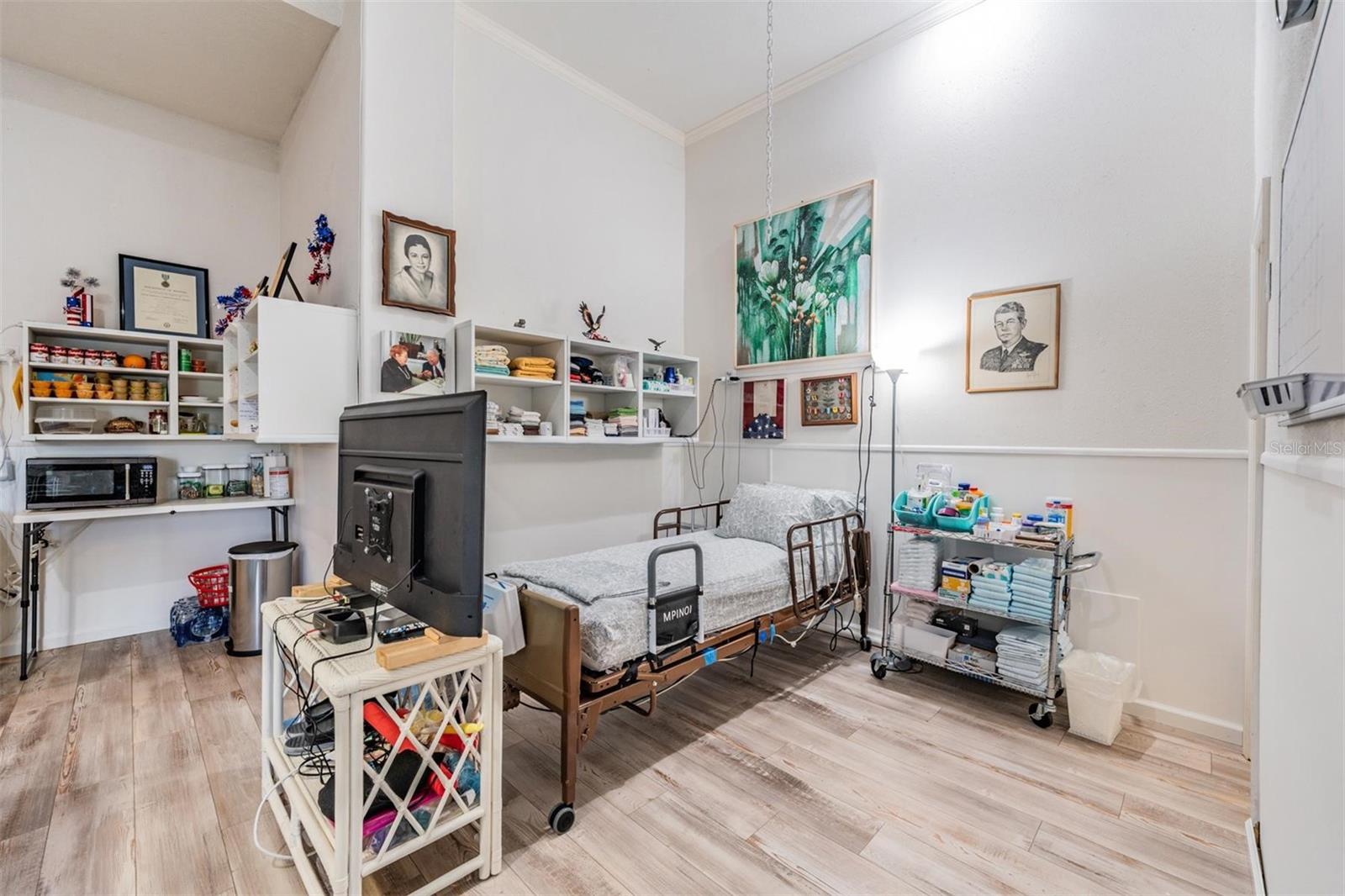 921 POINT SEASIDE DR