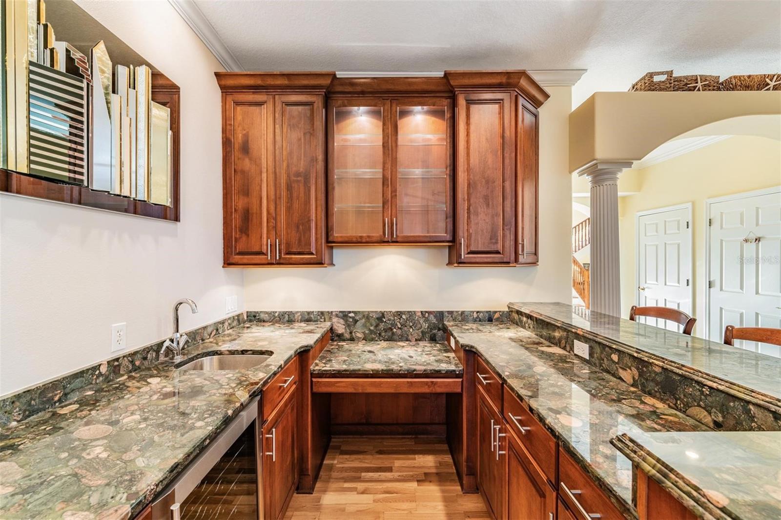 921 POINT SEASIDE DR