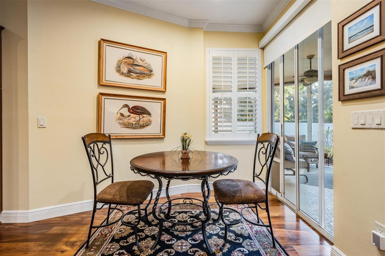 1558 E LAKE WOODLANDS PKWY