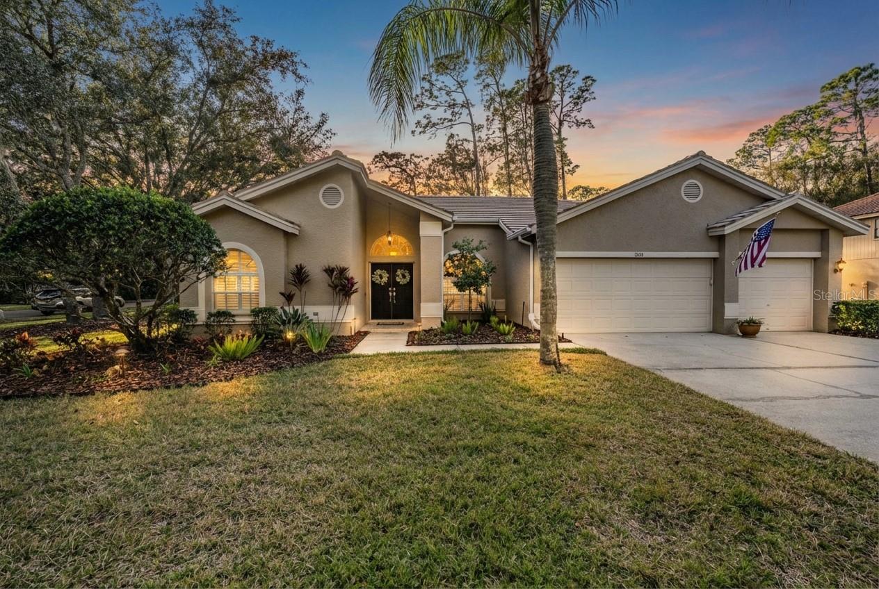 1558 E LAKE WOODLANDS PKWY