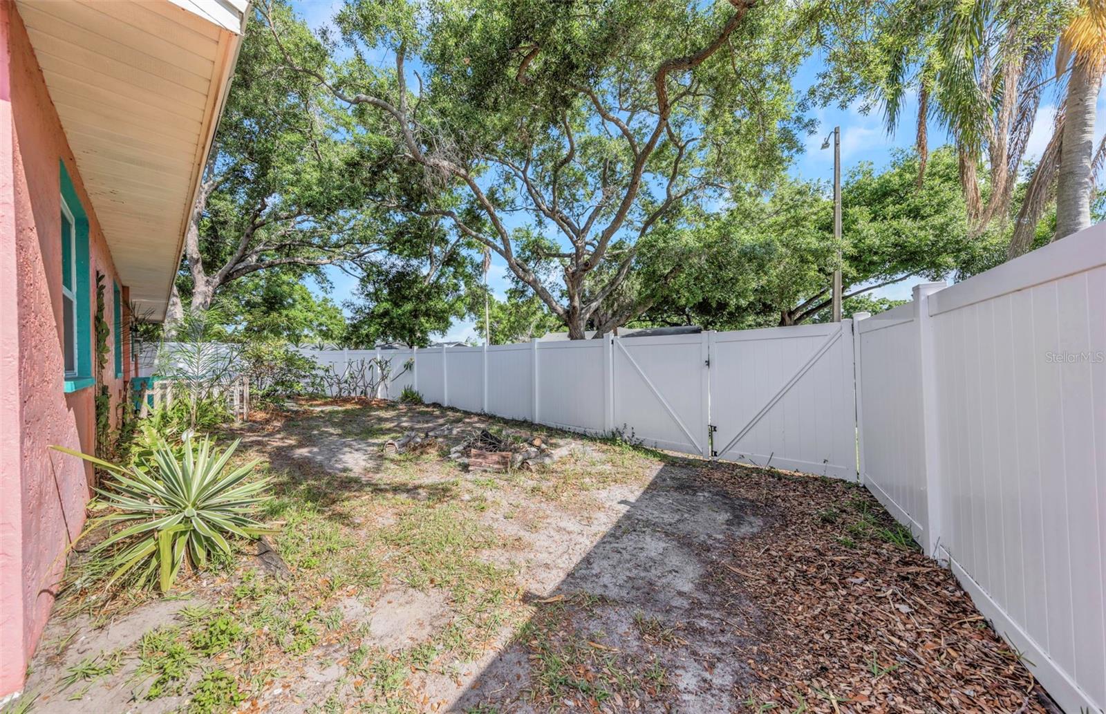 2913 FAIRFIELD CT