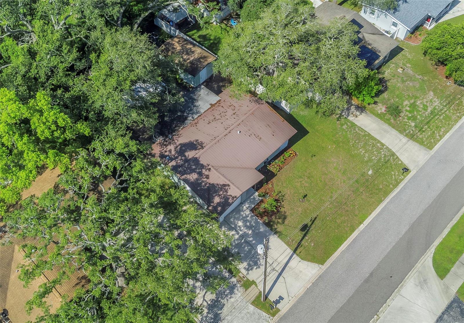 1412 OAK HAVEN DR